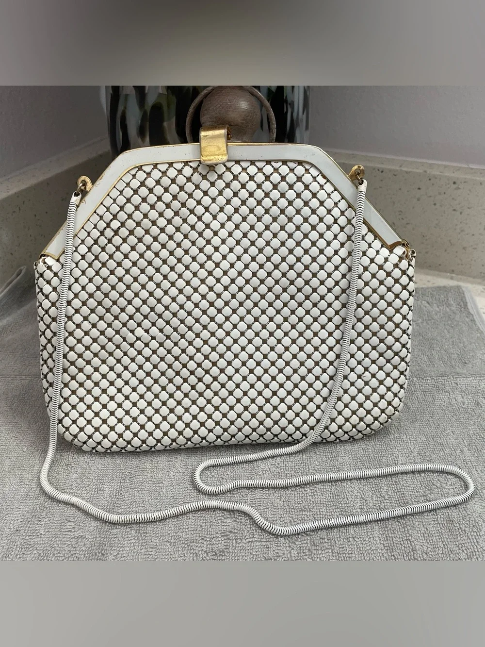 La Regale Vintage Handmade White Flat Bead Clutch with Gold Hardware